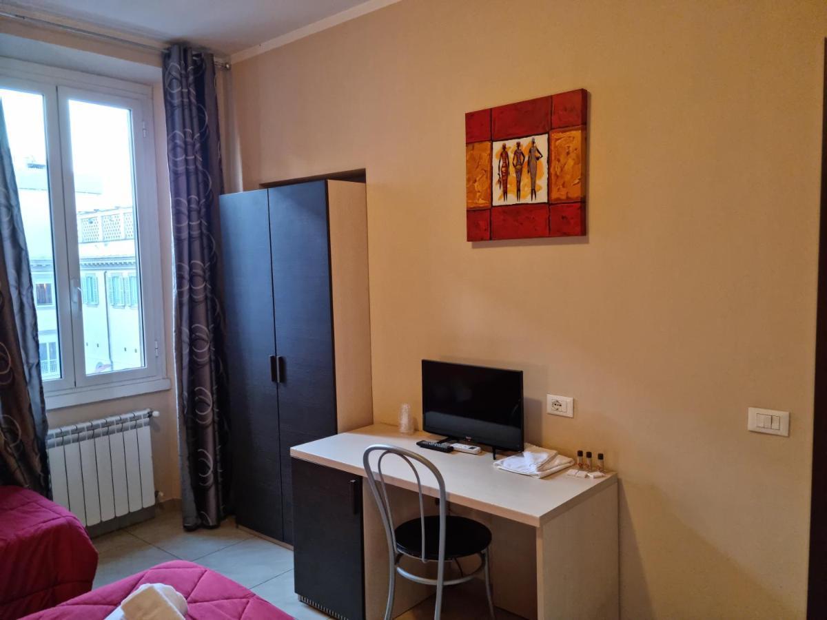 Hostel Mosaic Рим Екстериор снимка