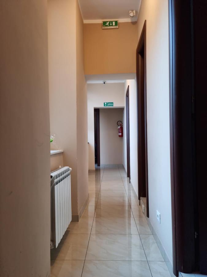 Hostel Mosaic Рим Екстериор снимка